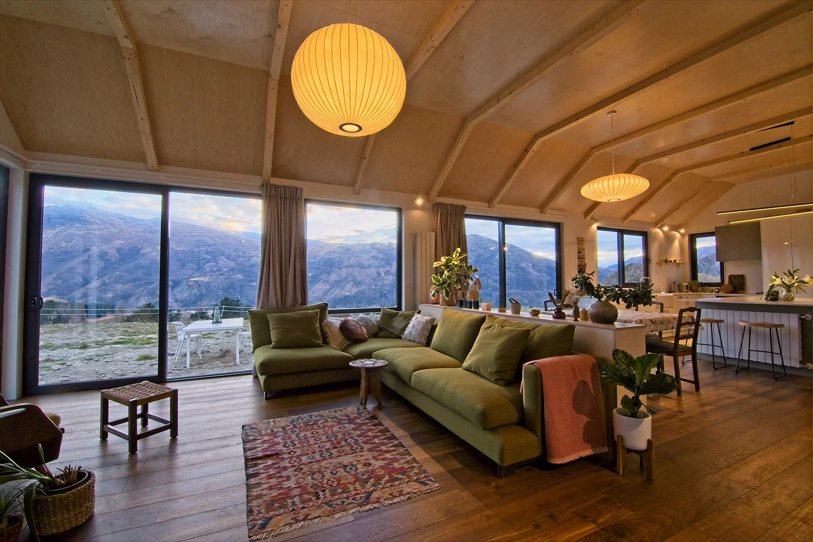 YBL Custom Home Builders Queenstown